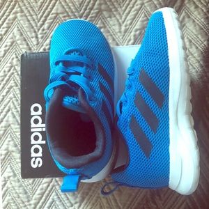 Lite racer adidas sneakers